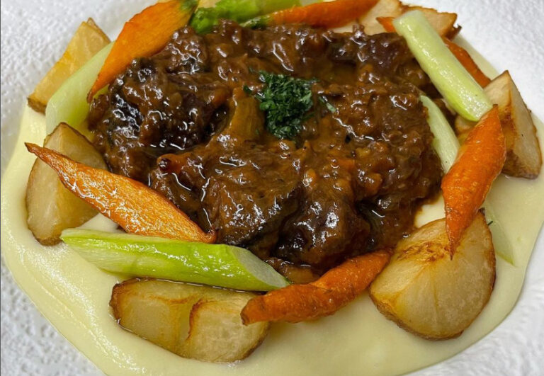 boeuf bourguignon, france, food, travel